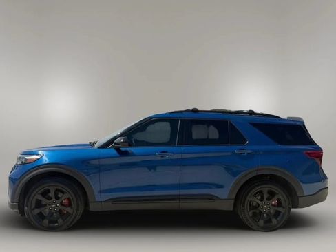 Used 2023 Ford Explorer ST w/ ST Street Pack AWD/4WD image 4