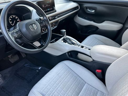 Used 2023 Honda HR-V LX image 10