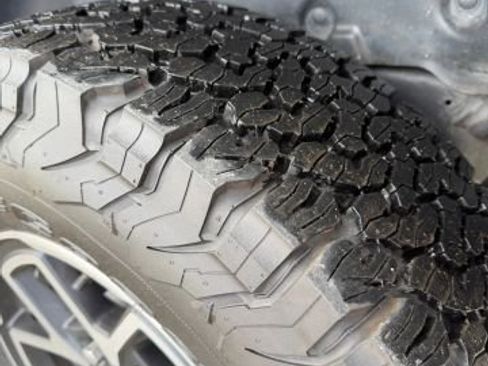 Used 2024 Jeep Wrangler Unlimited Rubicon image 30