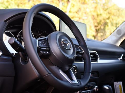 New 2025 MAZDA CX-5 AWD 2.5 S w/ Select Package image 11