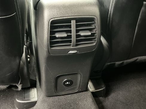 Certified 2024 Ford Escape Platinum image 13