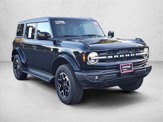 Used 2025 Ford Bronco Outer Banks AWD/4WD video 3