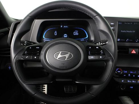Certified 2026 Hyundai Elantra SEL Sport Premium FWD image 10
