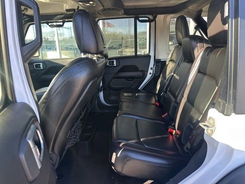 Used 2020 Jeep Wrangler Unlimited Rubicon w/ Dual Top Group image 40