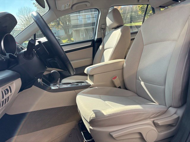 Used 2016 Subaru Outback 2.5i AWD/4WD image 14