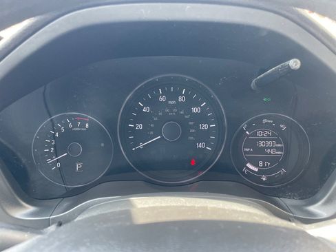 Used 2016 Honda HR-V LX image 3
