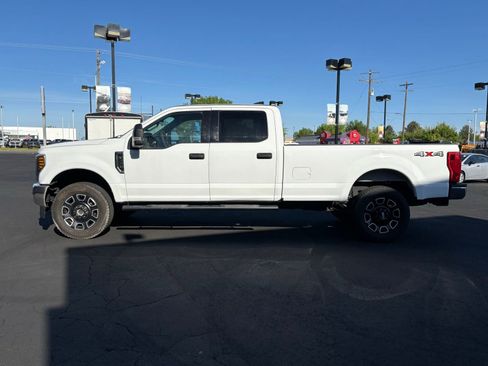 Used 2017 Ford F350 XLT w/ FX4 4x4 Off Road Package image 3