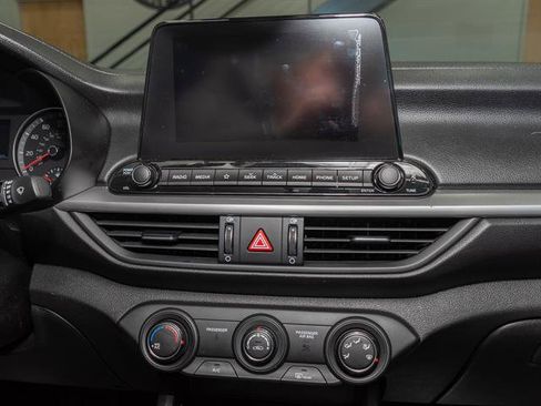 Used 2021 Kia Forte LXS image 12