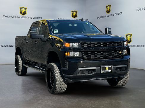 Used 2019 Chevrolet Silverado 1500 Custom w/ Custom Max Trailering Package AWD/4WD image 7