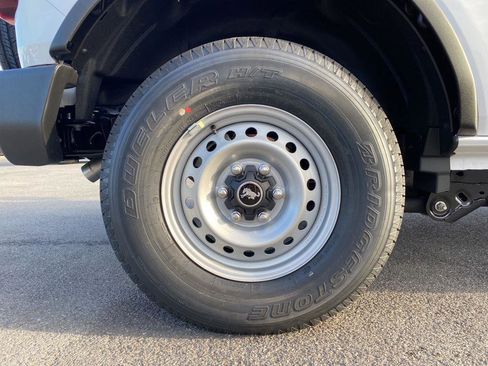 New 2025 Ford Bronco 4-Door AWD/4WD image 61