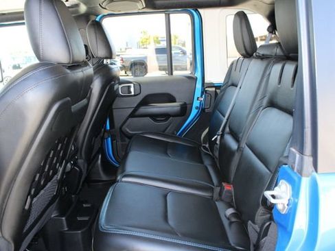 Used 2021 Jeep Wrangler Unlimited Rubicon 4xe w/ Cold Weather Group AWD/4WD image 44