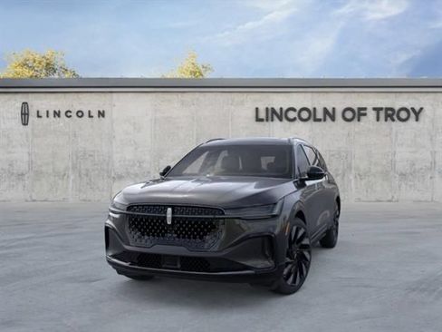 New 2026 Lincoln Nautilus Reserve w/ Jet Appearance Package AWD/4WD image 2