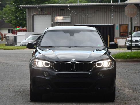 Used 2017 BMW X6 xDrive35i image 2
