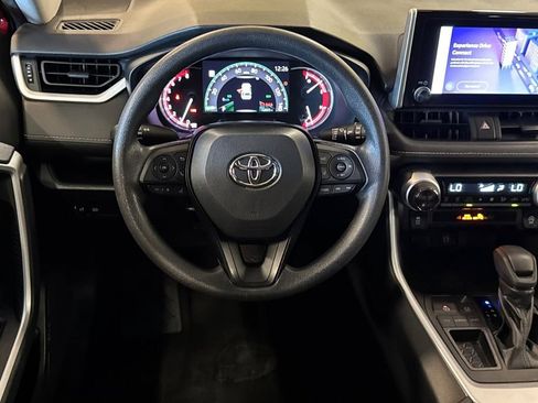 Used 2023 Toyota RAV4 XLE image 16