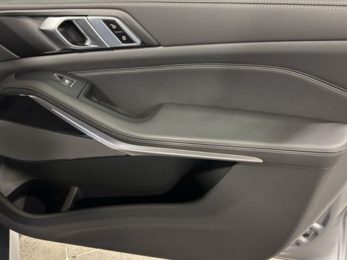 New 2026 BMW X5 sDrive40i w/ M Sport Package RWD image 26