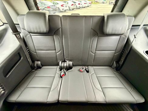 Used 2018 Chevrolet Tahoe LT AWD/4WD image 10
