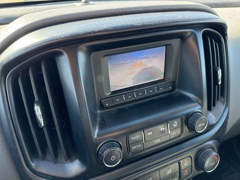 Used 2015 Chevrolet Colorado W/T image 8