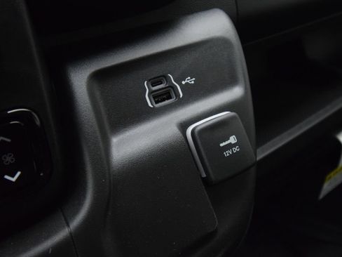 New 2026 RAM ProMaster 3500 w/ Convenience Group FWD image 23