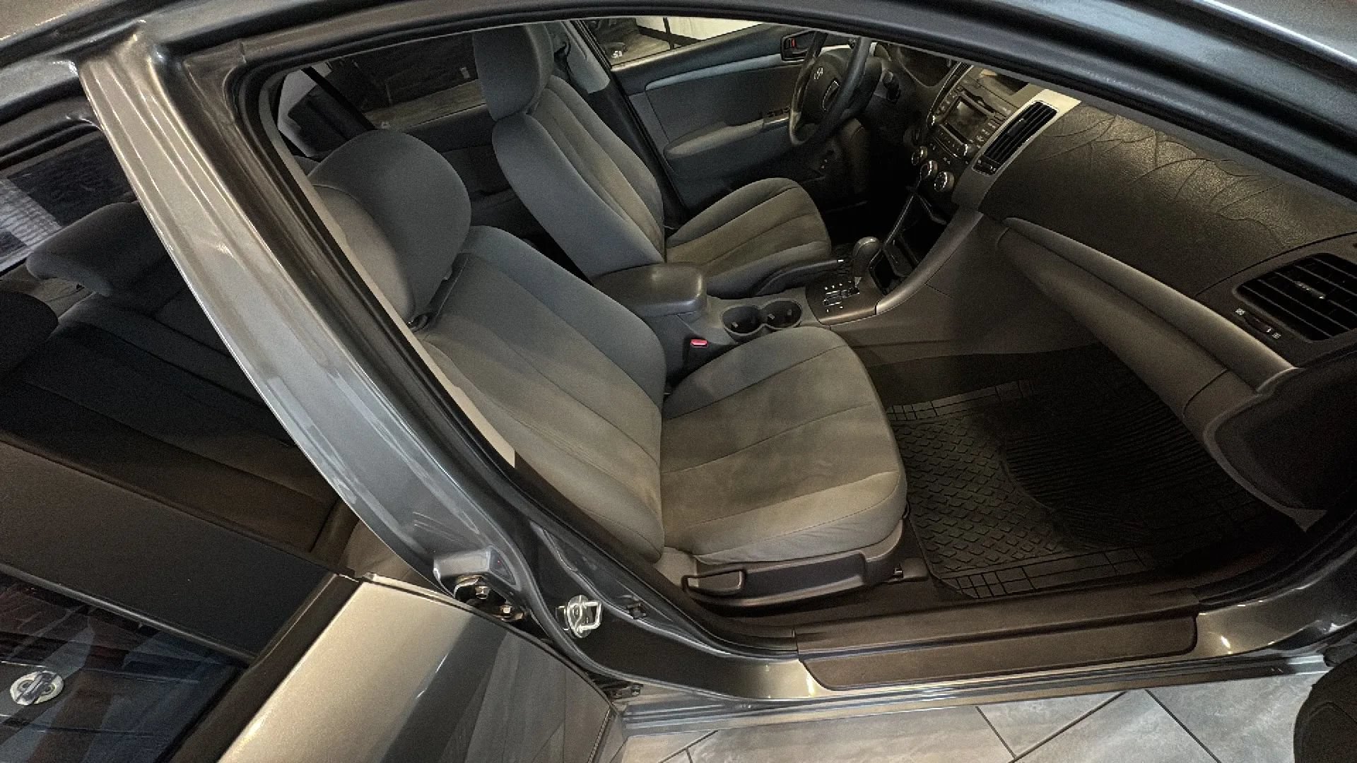 Used 2010 Hyundai Sonata GLS FWD image 21