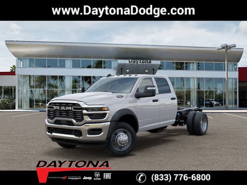 New 2026 RAM 5500 Tradesman w/ Chrome Appearance Group AWD/4WD image 1