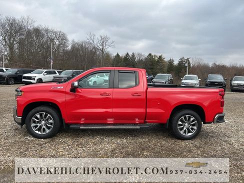 Used 2019 Chevrolet Silverado 1500 LT w/ All-Star Edition image 2