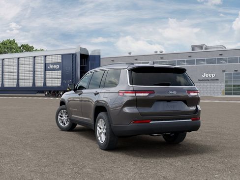 New 2026 Jeep Grand Cherokee L Laredo RWD image 3