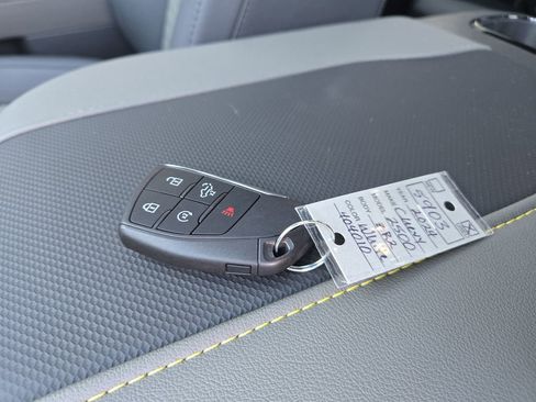 Used 2024 Chevrolet Silverado 2500 ZR2 w/ ZR2 Bison Edition image 30