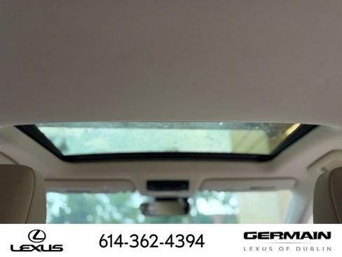 Certified 2022 Lexus RX 350L Premium w/ Premium Package AWD/4WD image 4