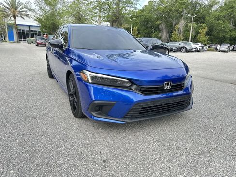 Used 2024 Honda Civic Sport image 8