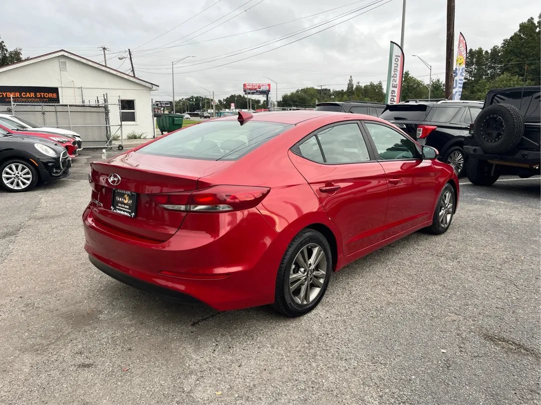 Used 2018 Hyundai Elantra SEL FWD image 5