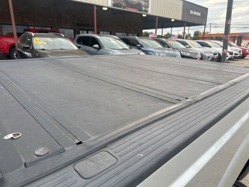 Used 2013 Ford F250 Platinum w/ FX4 Off Road Pkg image 21