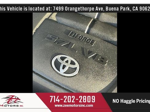 Used 2015 Toyota Sequoia SR5 w/ Premium Package RWD image 58