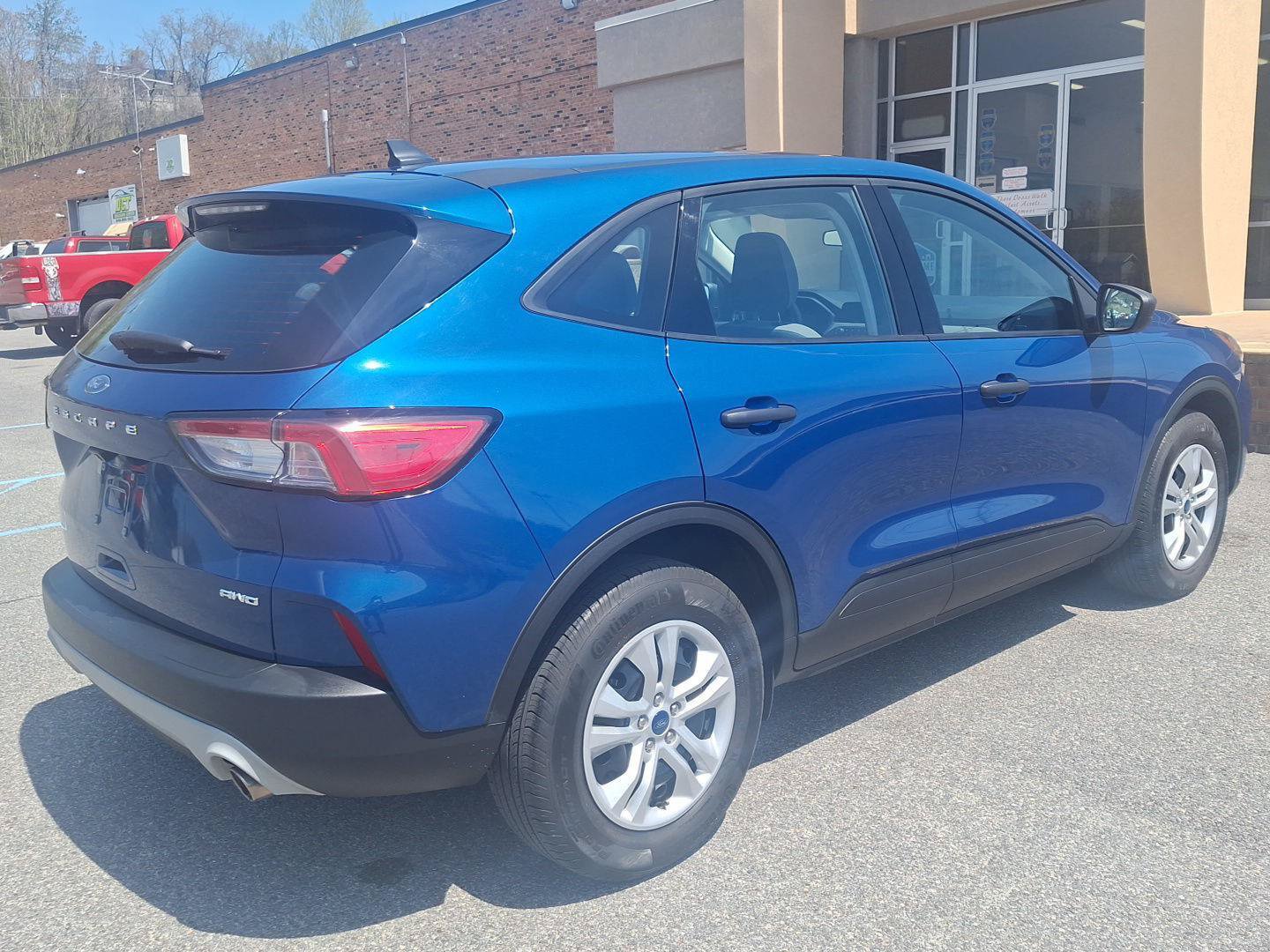 Used 2022 Ford Escape S AWD/4WD image 3