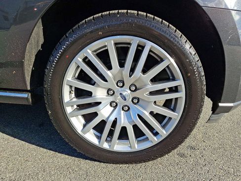 Used 2023 Ford Expedition Max Limited image 8