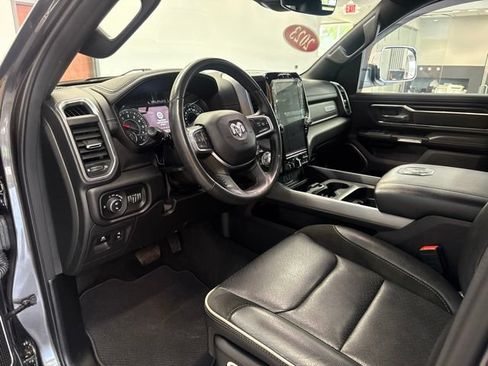 Used 2023 RAM 1500 Laramie AWD/4WD image 29