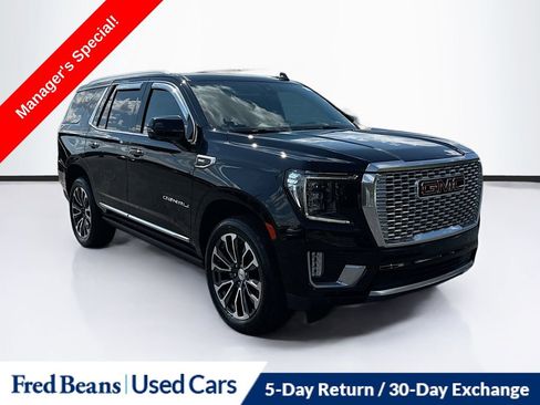 Used 2021 GMC Yukon Denali w/ Denali Premium Package image 1