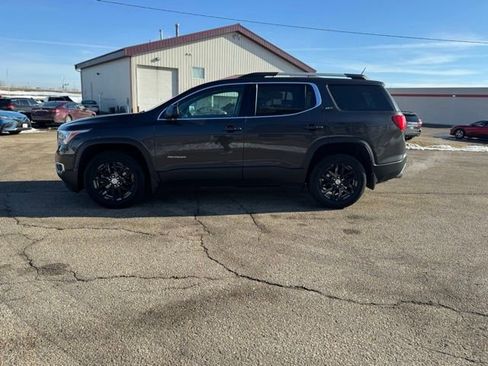 Used 2019 GMC Acadia SLT image 18