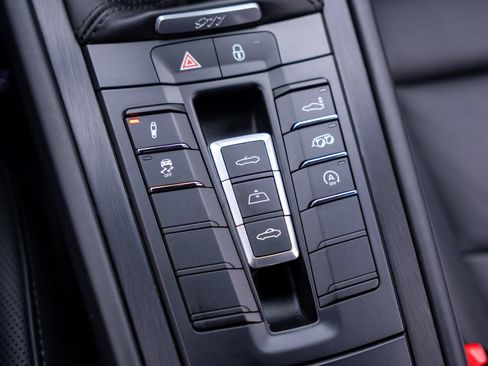 Certified 2019 Porsche 911 Carrera 4 GTS AWD/4WD image 28
