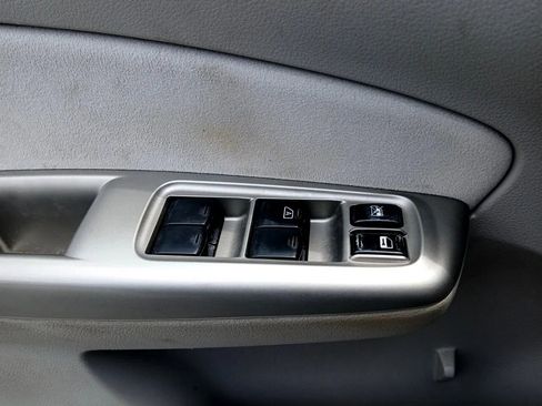 Used 2009 Subaru Forester 2.5X Limited image 16