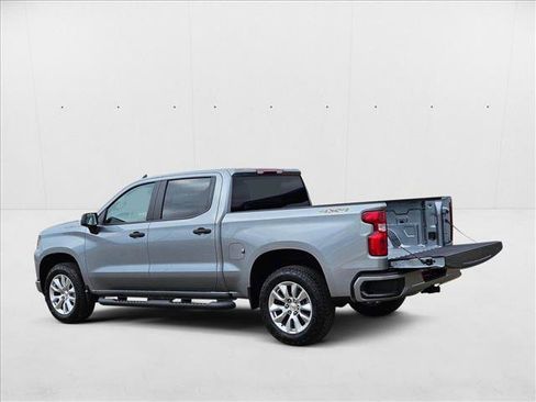 New 2025 Chevrolet Silverado 1500 Custom image 9
