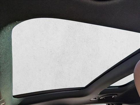 Used 2022 Mercedes-Benz GLC 300 4MATIC image 12