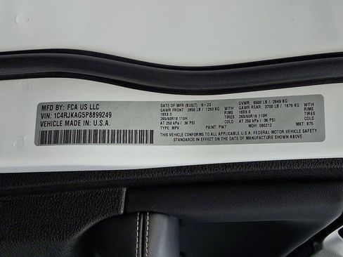 Used 2023 Jeep Grand Cherokee L Laredo AWD/4WD image 26
