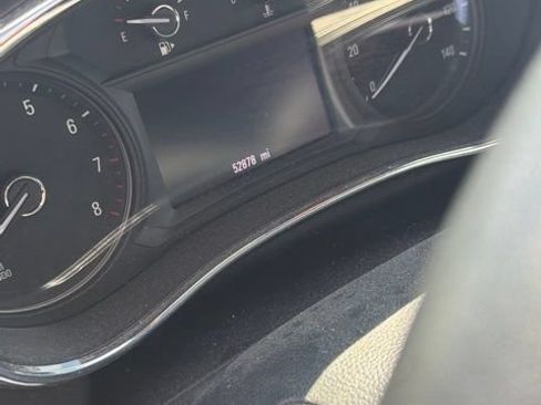 Used 2020 Buick Encore Preferred w/ Safety Package FWD image 4