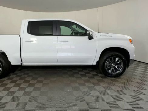 Used 2026 Chevrolet Silverado 1500 LT AWD/4WD image 9