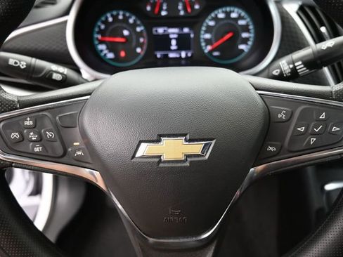 Used 2025 Chevrolet Malibu LT image 29