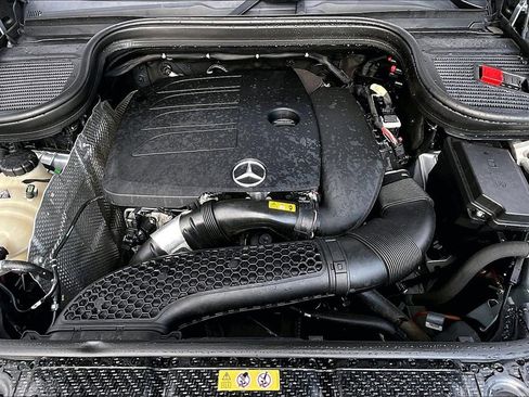 Used 2022 Mercedes-Benz GLE 350 4MATIC w/ Premium Package image 10