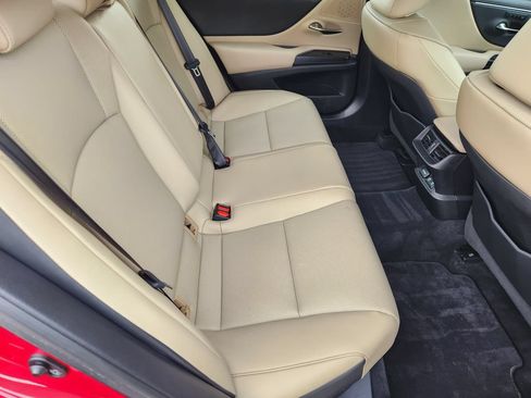 Used 2020 Lexus ES 350 w/ Premium Package FWD image 31
