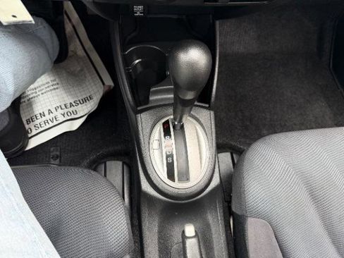 Used 2011 Honda Fit Sport image 25