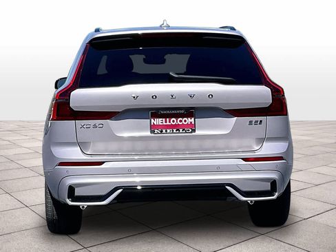 New 2026 Volvo XC60 B5 Plus w/ Climate Package AWD/4WD image 6