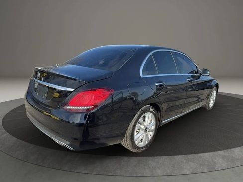 Used 2019 Mercedes-Benz C 300 4MATIC Sedan image 5